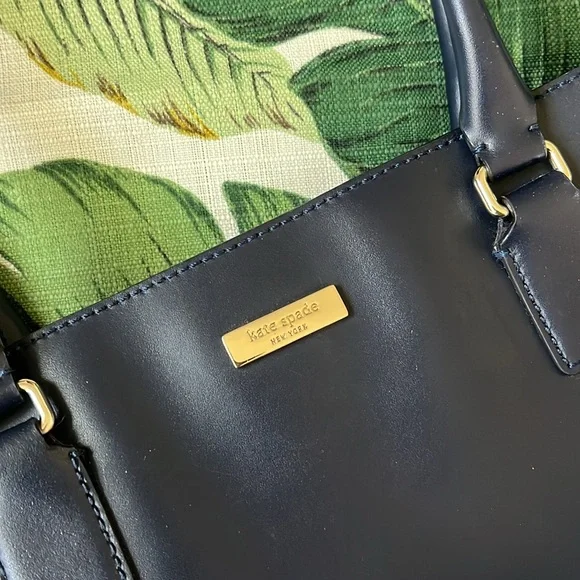 Kate Spade • Navy Scallop Leather Tote w/ Bow Interior - Picture 2 of 12